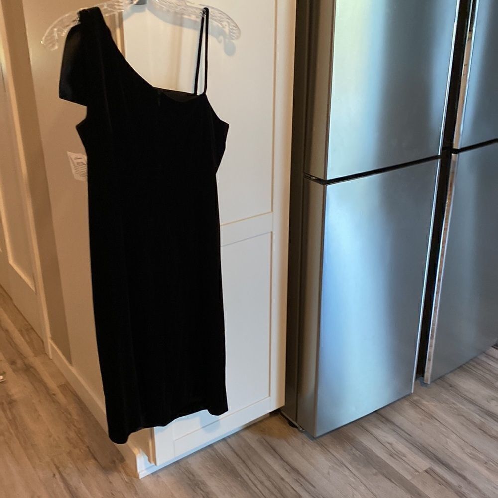 Alex Eveningvelvet Dress — image 5 of 8